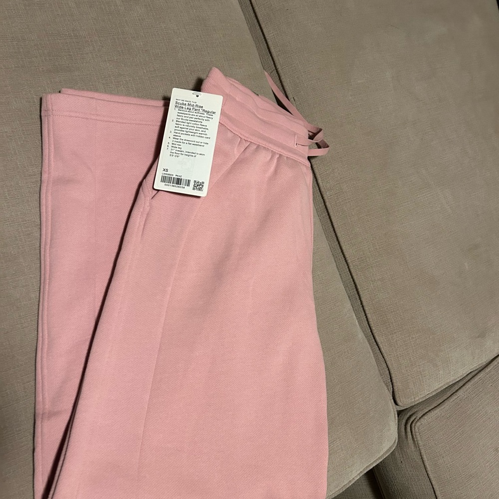 Lululemon Scuba mid-rise wide leg pant pink haze XS NWT - Picture 4 of 6